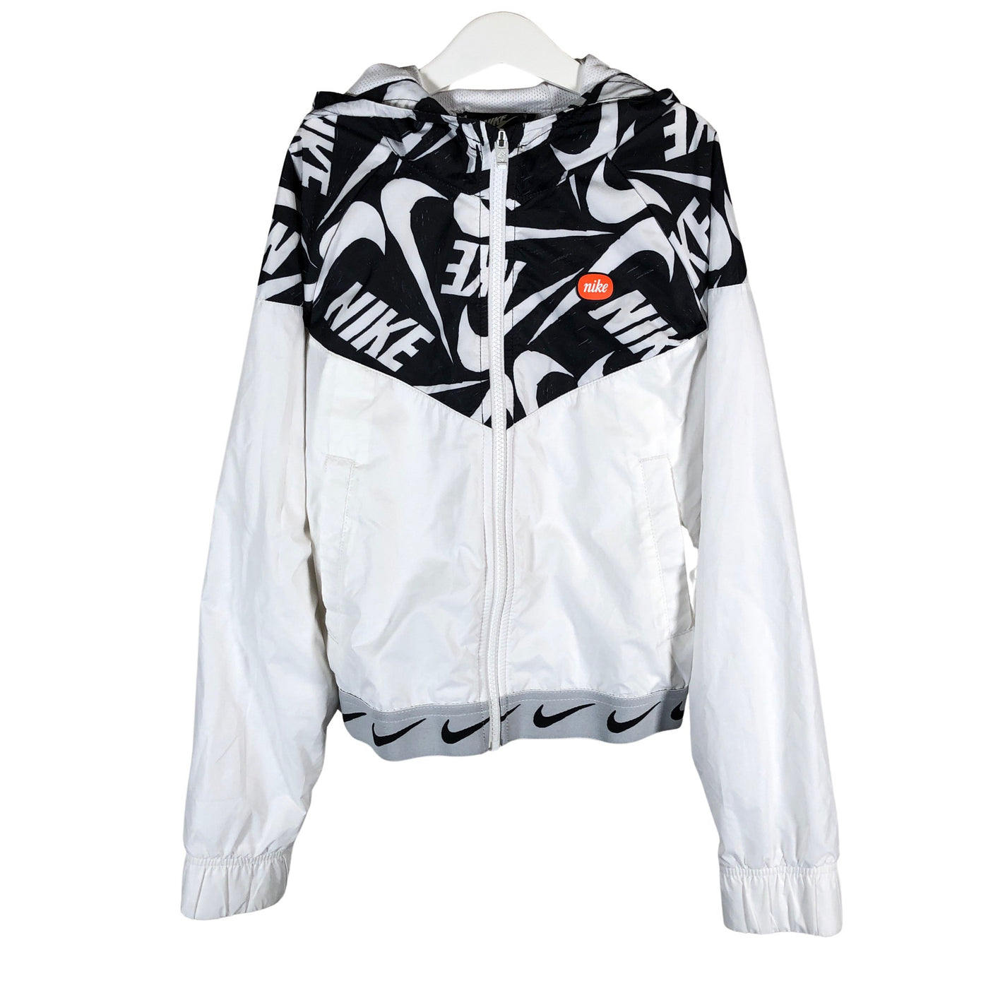 Unisex Nike - Ulkoilutakki, koko 146 - 152 - (1)