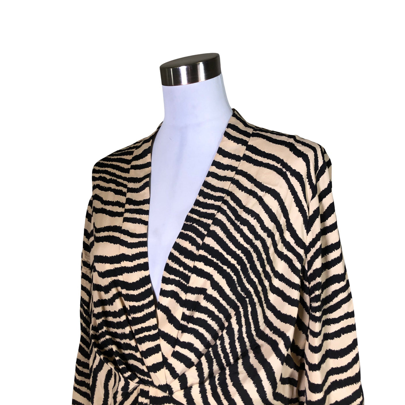 Unisex by Malene Birger - Maximekko, suurus 40. - (3)