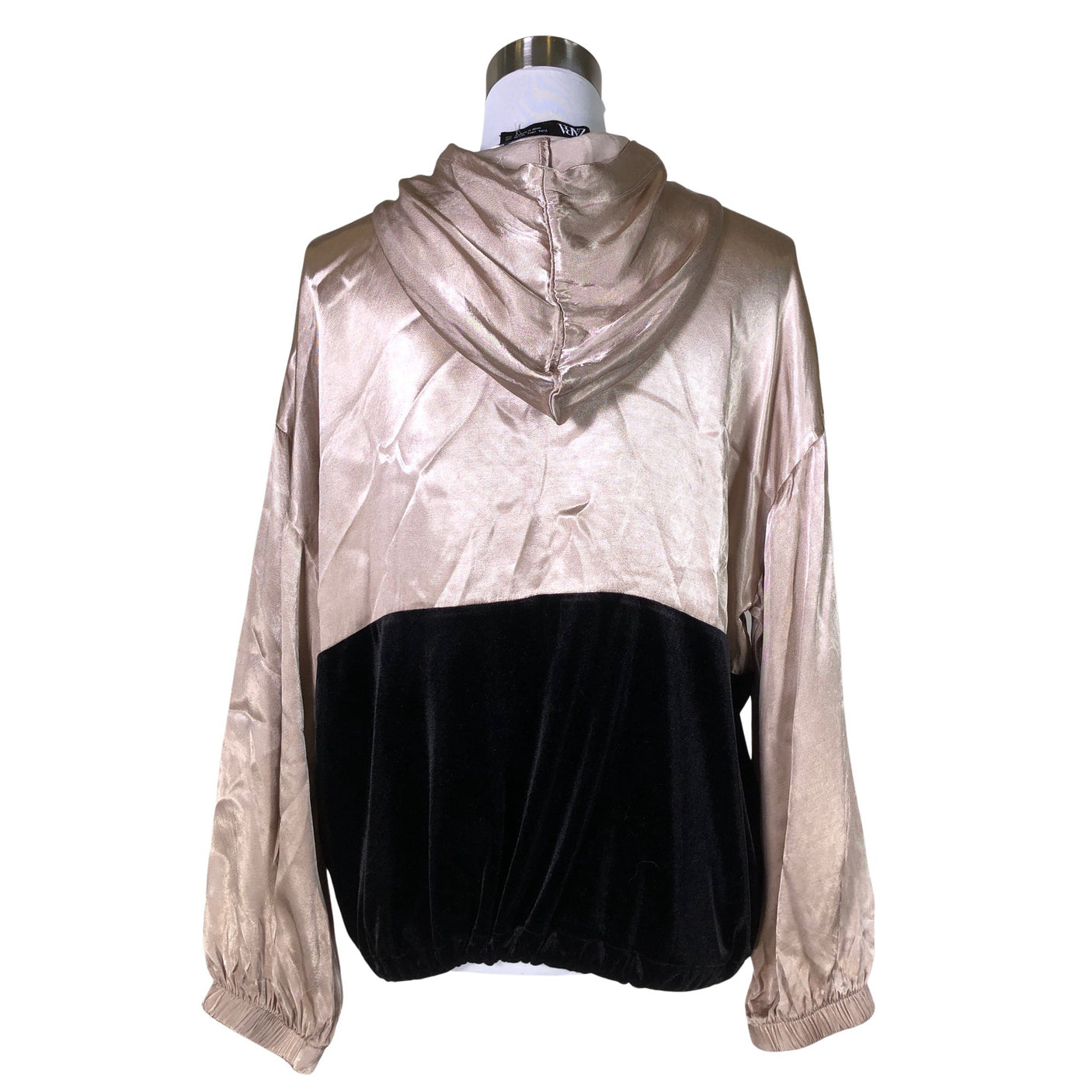Unisex Zara - Kapuuts, suurus 40. - (2)