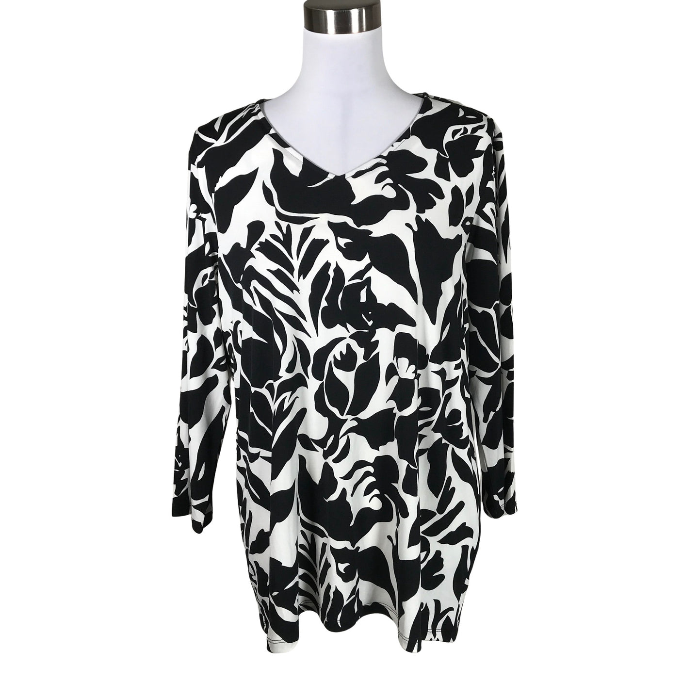 Unisex Cut & Pret - Pusero, koko 40. - (1)