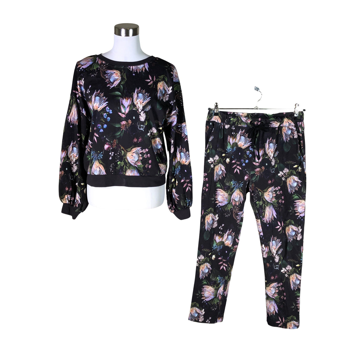Unisex Uhana Design - Collegeasu, koko 38 - (1)