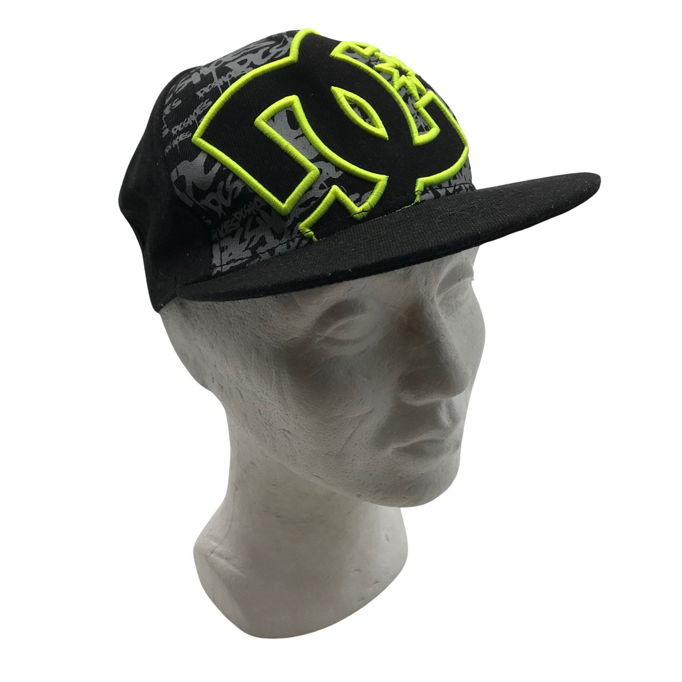 Unisex DC Shoes - Lippalakki, koko 56 - 58 cm - (1)