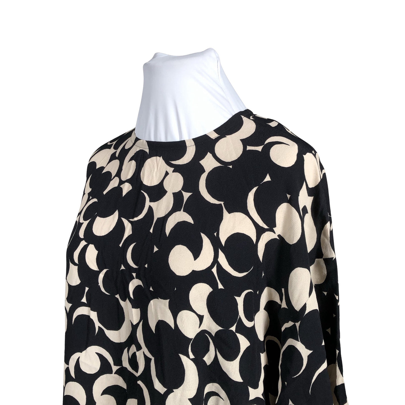 Unisex Marimekko - Õhuke kleit, suurus 42 - Must (2)