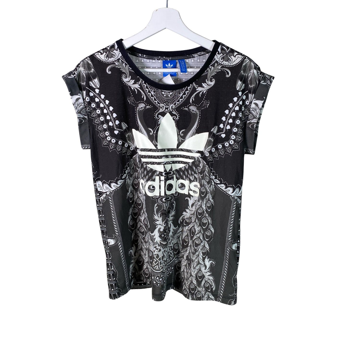 Unisex Adidas - T-paita, koko 36 - (1)