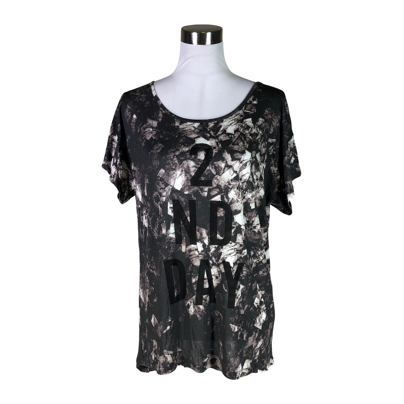 Unisex 2NDDAY - T-paita, koko 40 - (1)