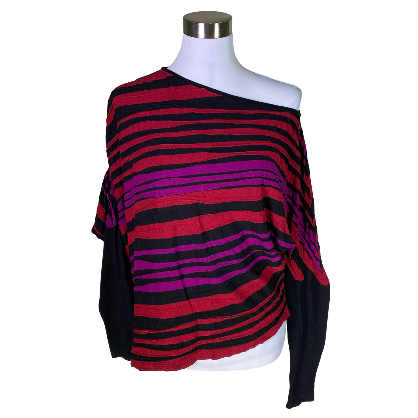 Unisex Aino - Trikoopaita, koko 38 - (1)