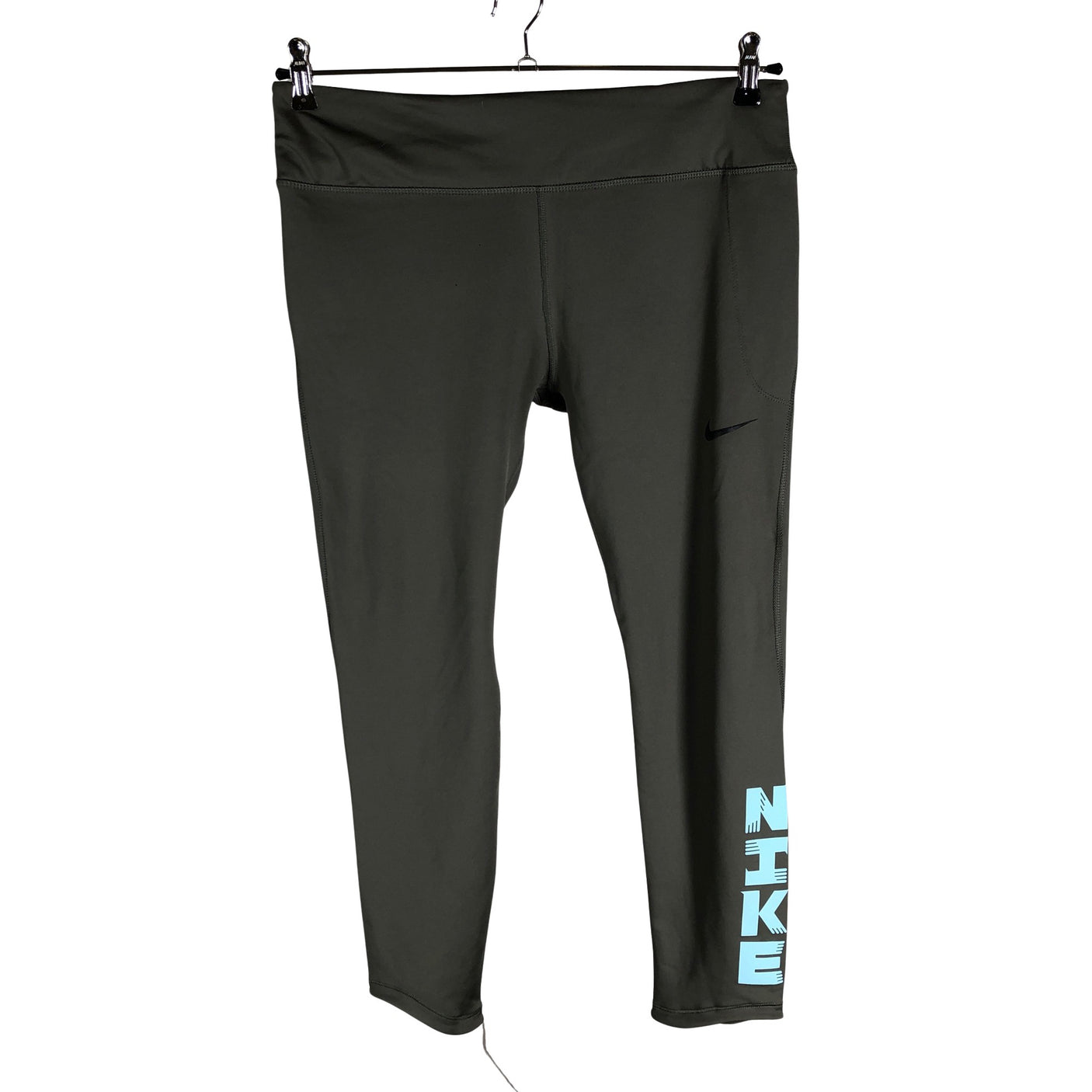 Unisex Nike - Urheilutrikoot, koko 40 - (1)