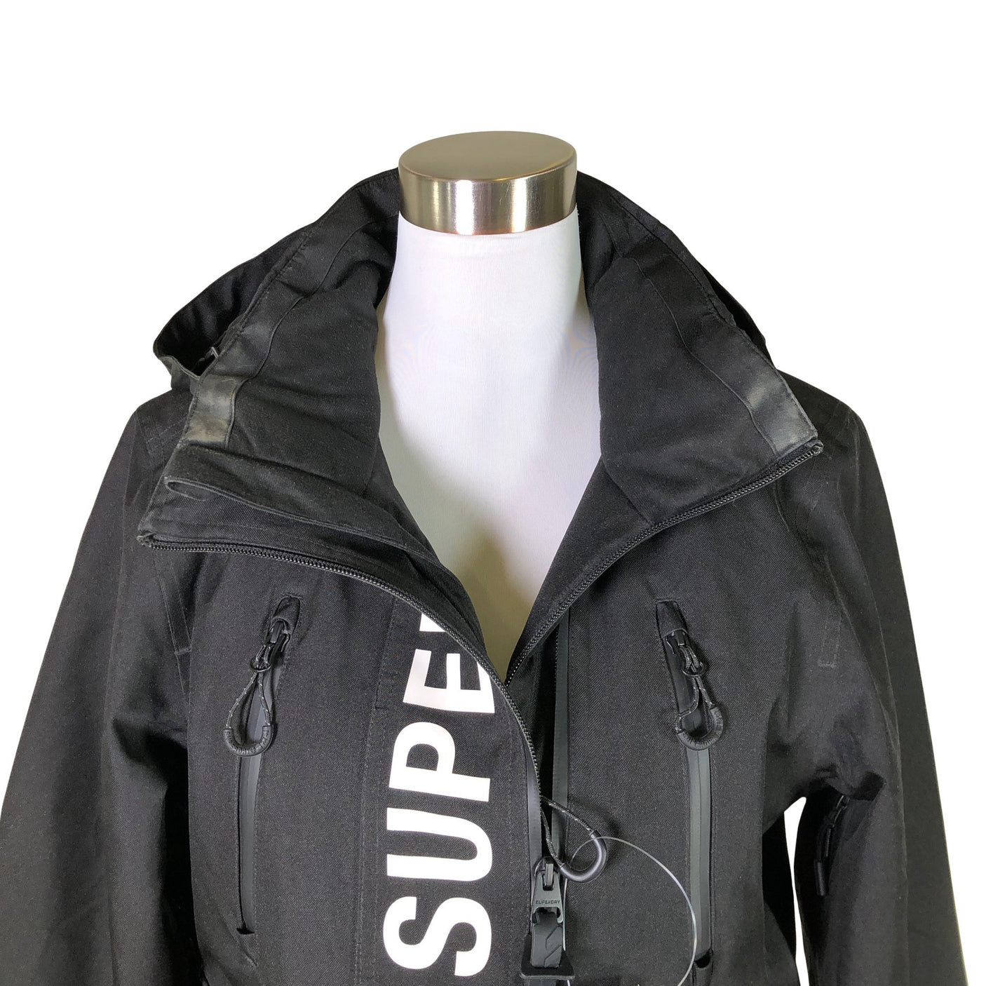 Unisex Superdry - Kevyttoppatakki, koko 40 - (3)