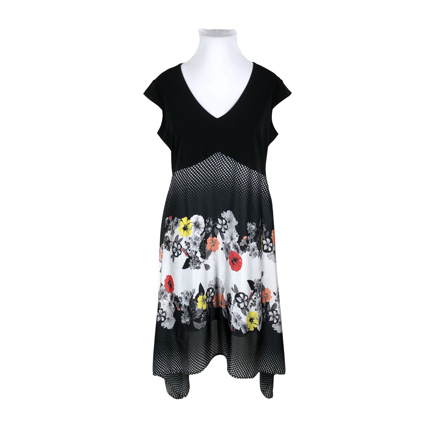 Unisex S.T.I - Õhuke kleit, suurus 46 - Must (1)