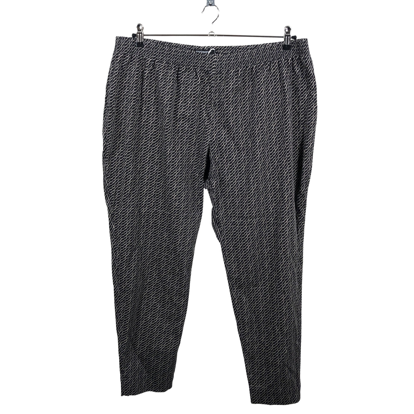 Unisex Marimekko - Mittevenivad püksid, suurus 44 - Must (2)
