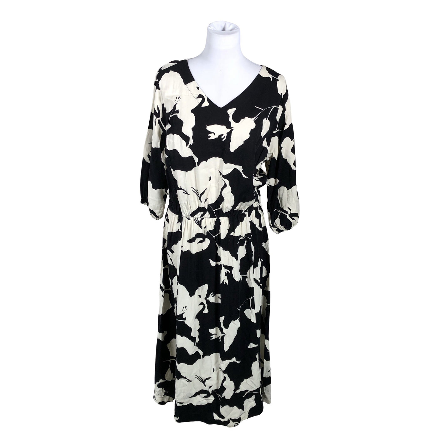 Unisex NOSH - Maksikleit, suurus 40 - Must (1)
