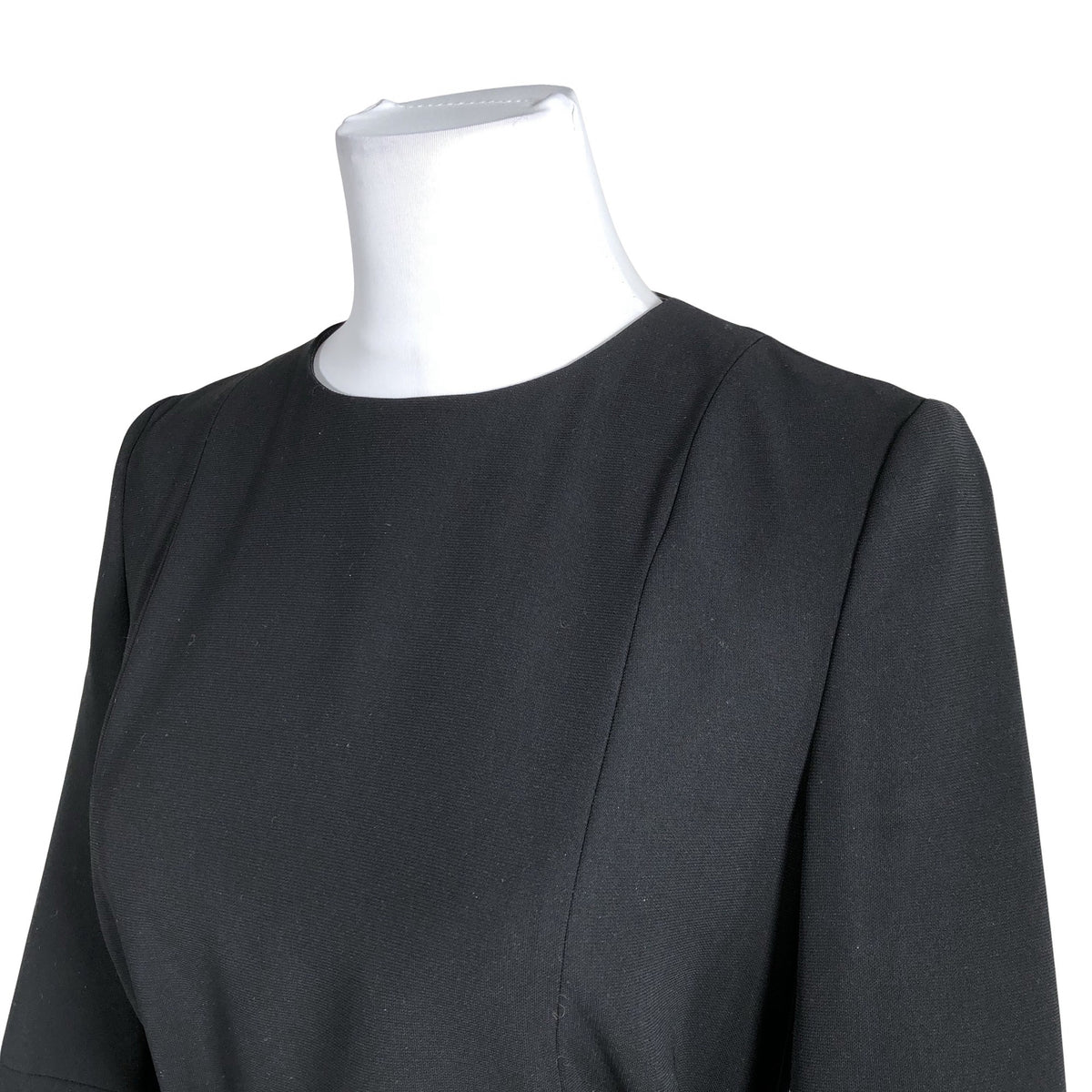 Unisex Hugo Boss - Mitteveniv kleit, suurus 36 - Must (3)