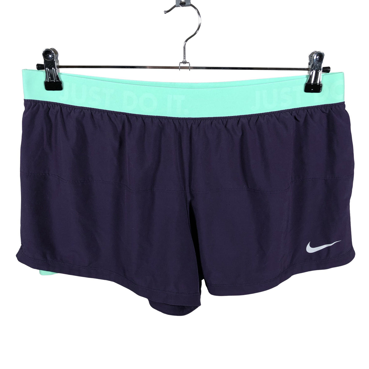 Unisex Nike - Lühikesed spordipüksid, suurus 44 - Lilla (1)