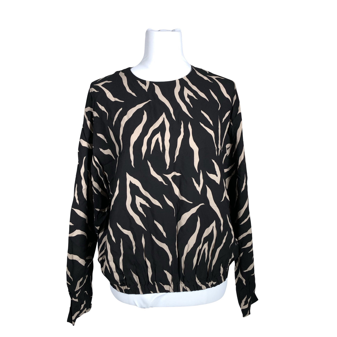 Unisex Cut & Pret - Pluus, suurus 34 - Must (1)