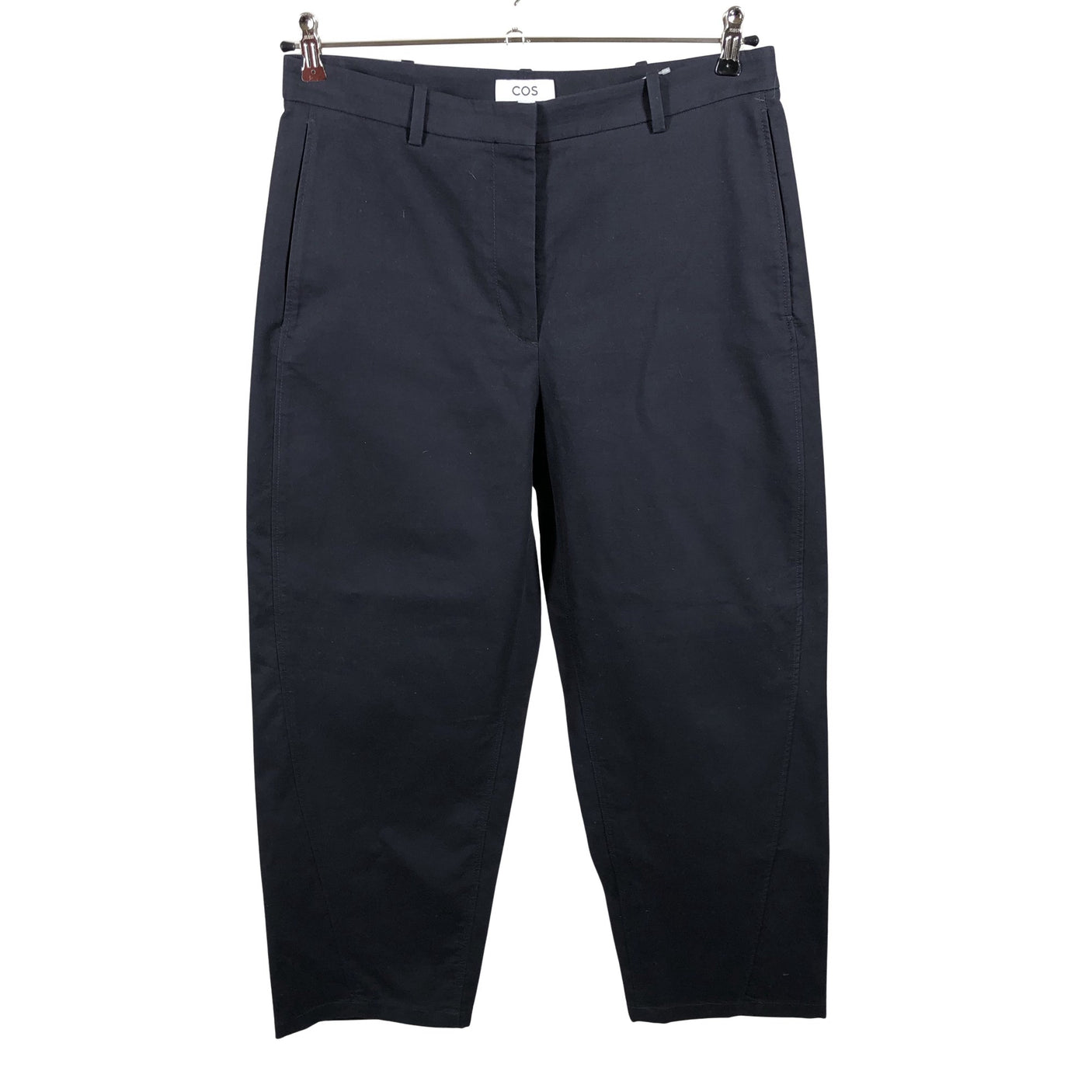 Unisex COS - Mittevenivad püksid, suurus 42 - Must (1)