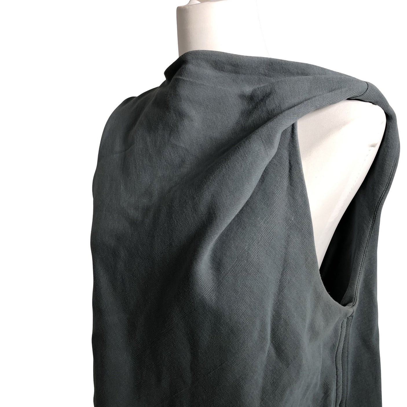 Unisex COS - Mitteveniv kleit, suurus 40 - Hall (2)
