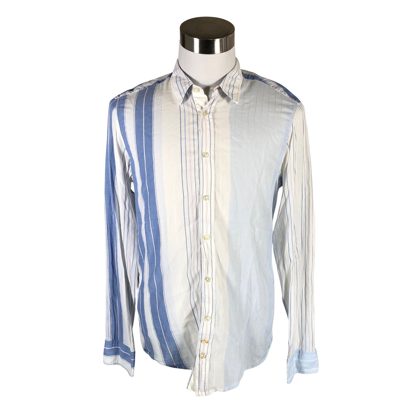 Unisex Hugo Boss - Triiksärk, suurus L - Helesinine