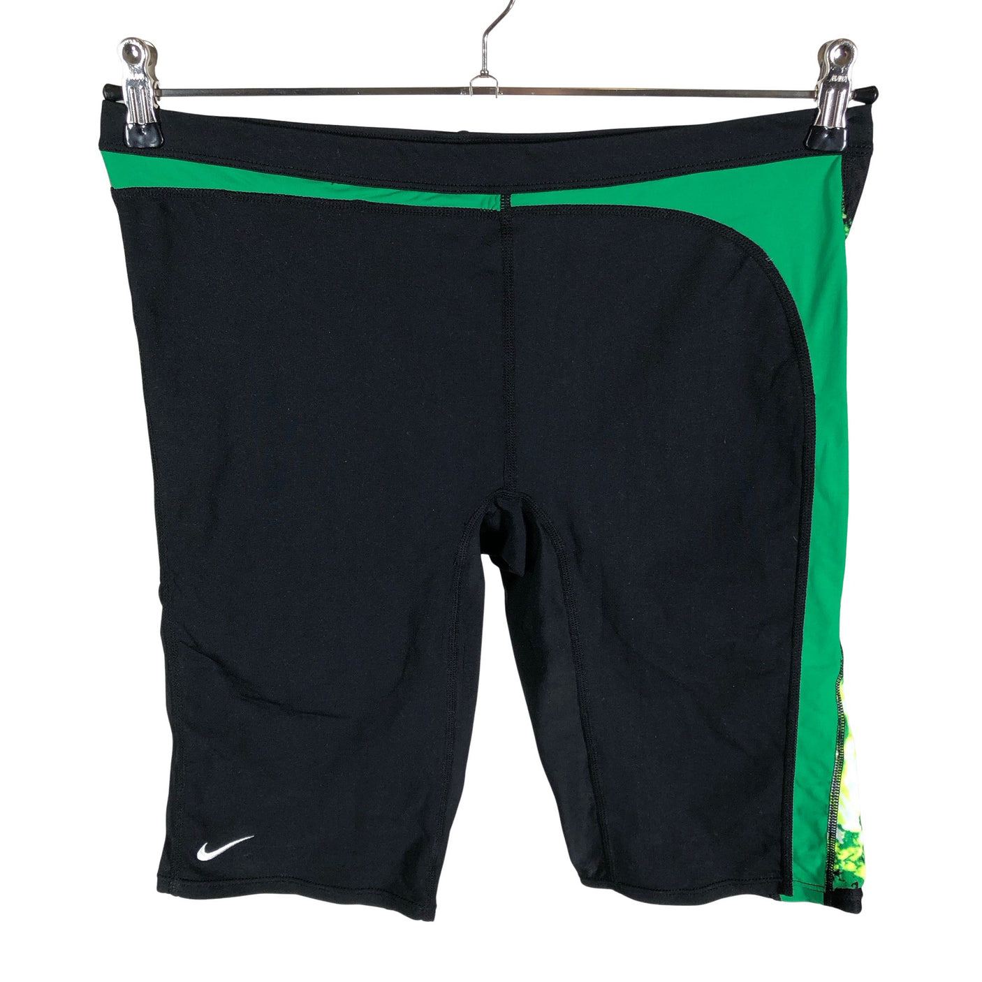 Unisex Nike - Urheilushortsit, koko 38 - (1)