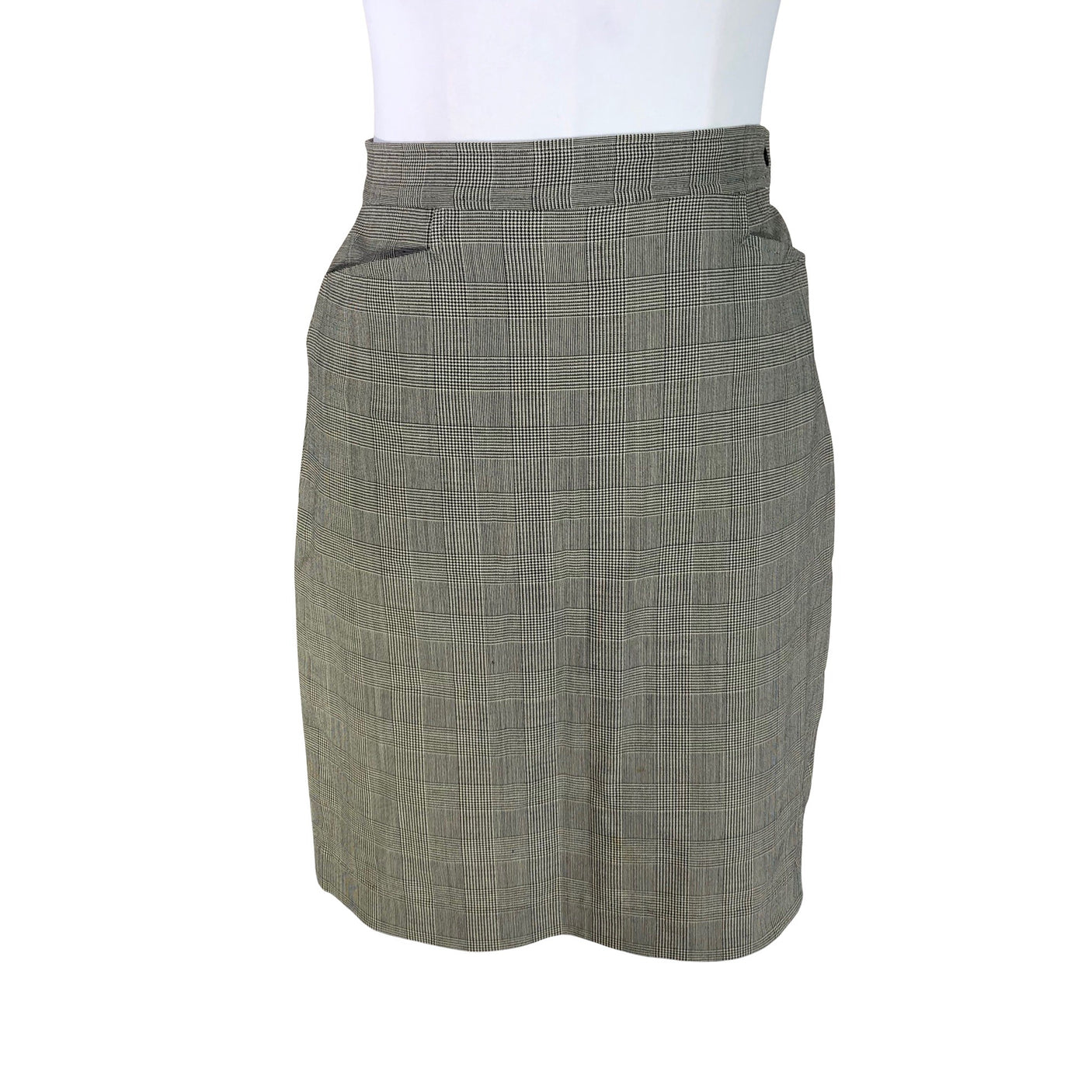 Unisex Part two - Pliiatsseelik, suurus 34 - Hall (1)