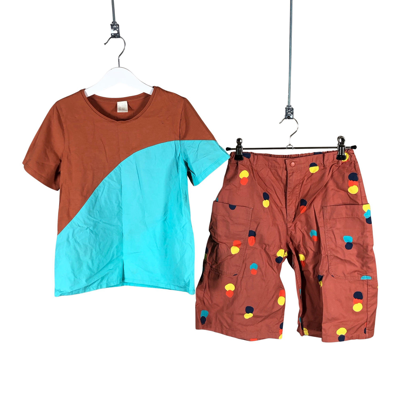 Unisex COS - Mittevenivad püksid, suurus 134 - 140 - Pruun (1)