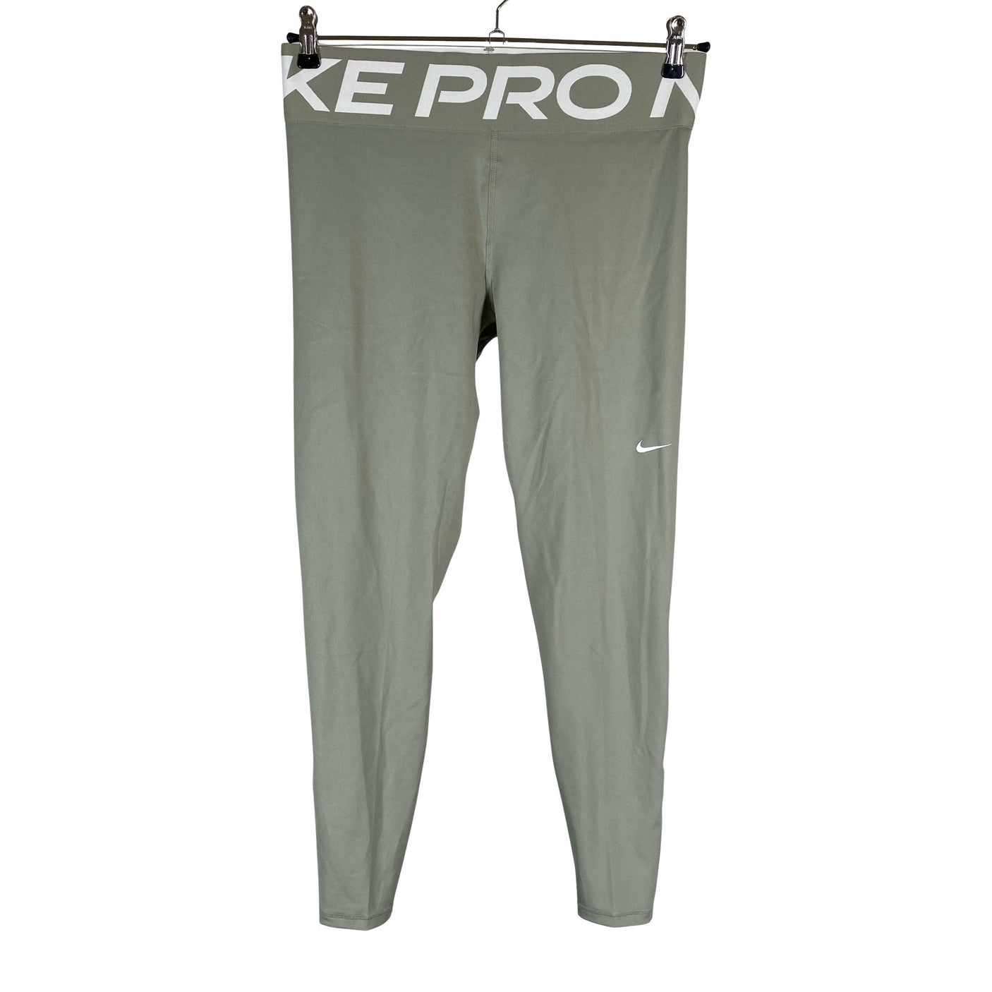Unisex Nike - Spordiretuusid, suurus 40 - Roheline (1)