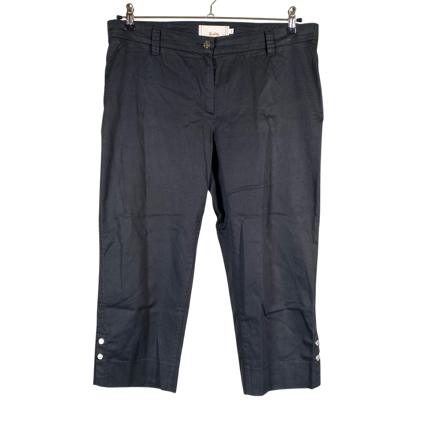 Unisex Voglia - Mittevenivad poolpikad püksid, suurus 42 - Must (1)
