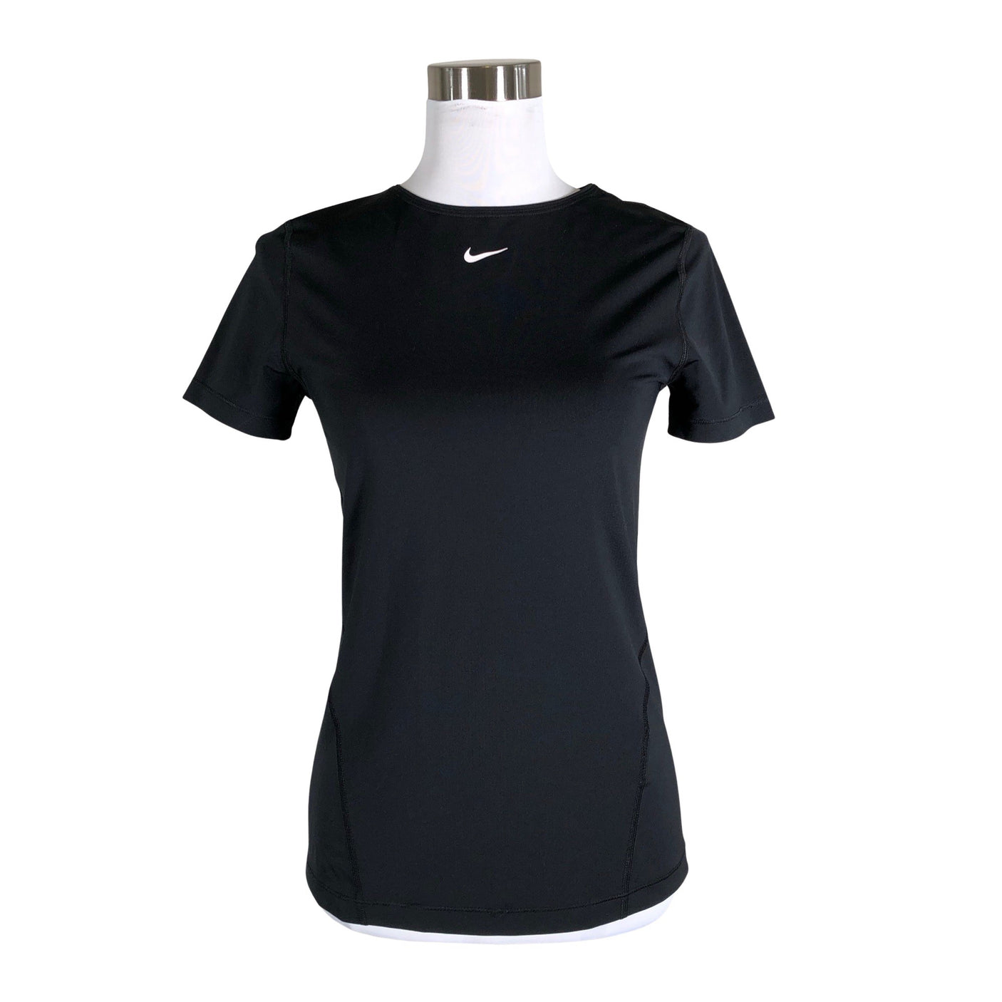 Unisex Nike - Spordisärk, lühikesed käised, suurus 36 - Must (1)