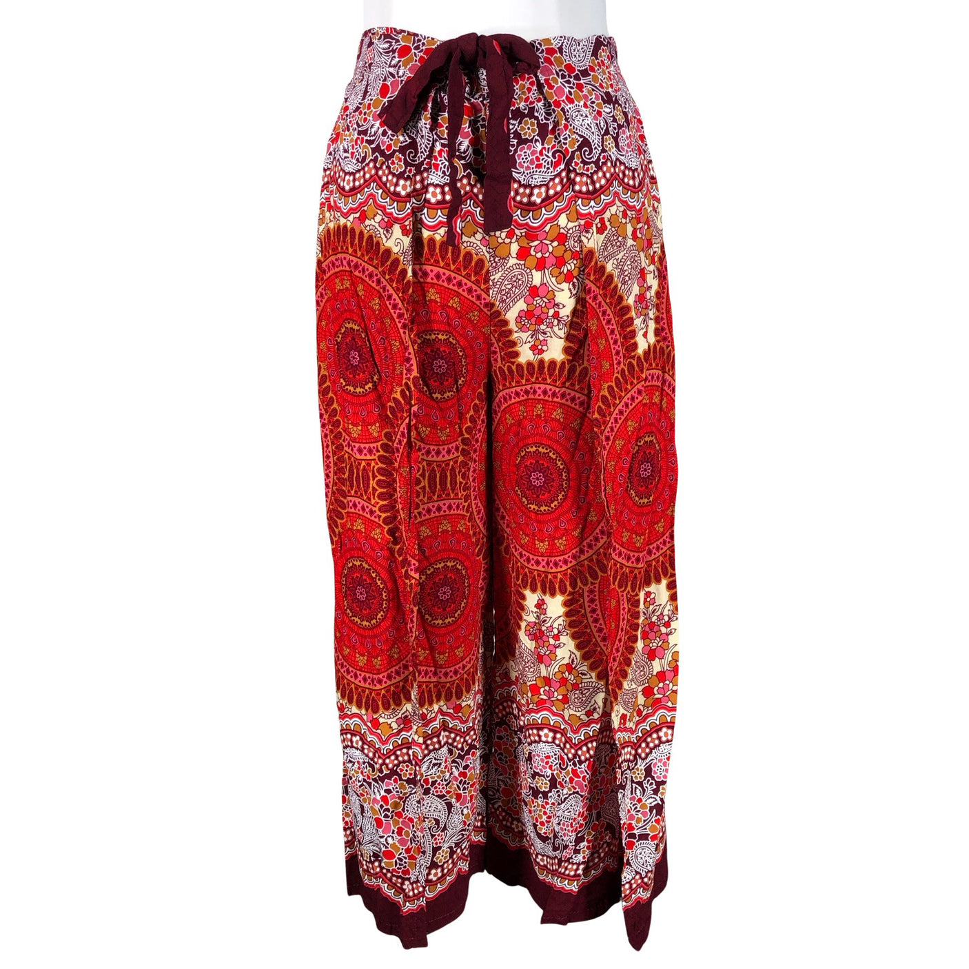 Unisex Handmade - Mittevenivad püksid, suurus 36 - Punane (1)