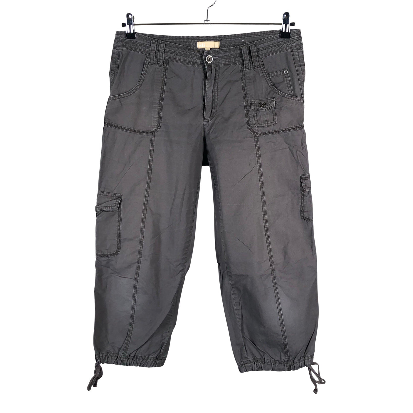 Unisex S.T.I - Mittevenivad poolpikad püksid, suurus 40 - Hall (1)