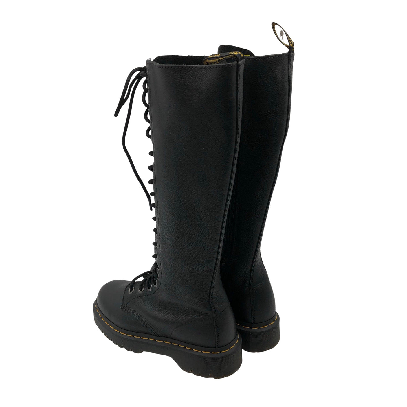 Unisex Dr. Martens - Saapad, suurus 39 - Must (2)