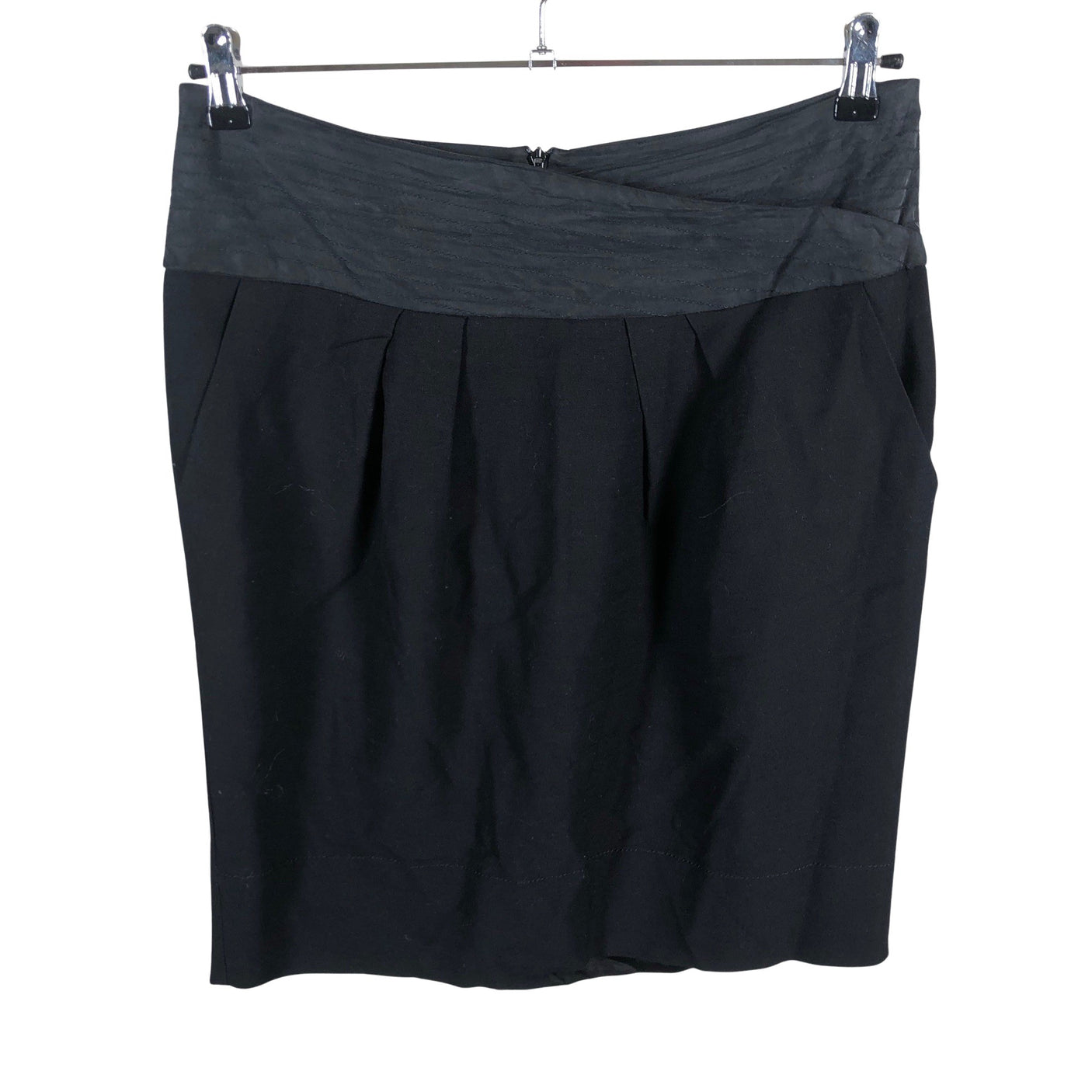 Unisex Hugo Boss - Mitteveniv seelik, suurus 42 - Must (1)