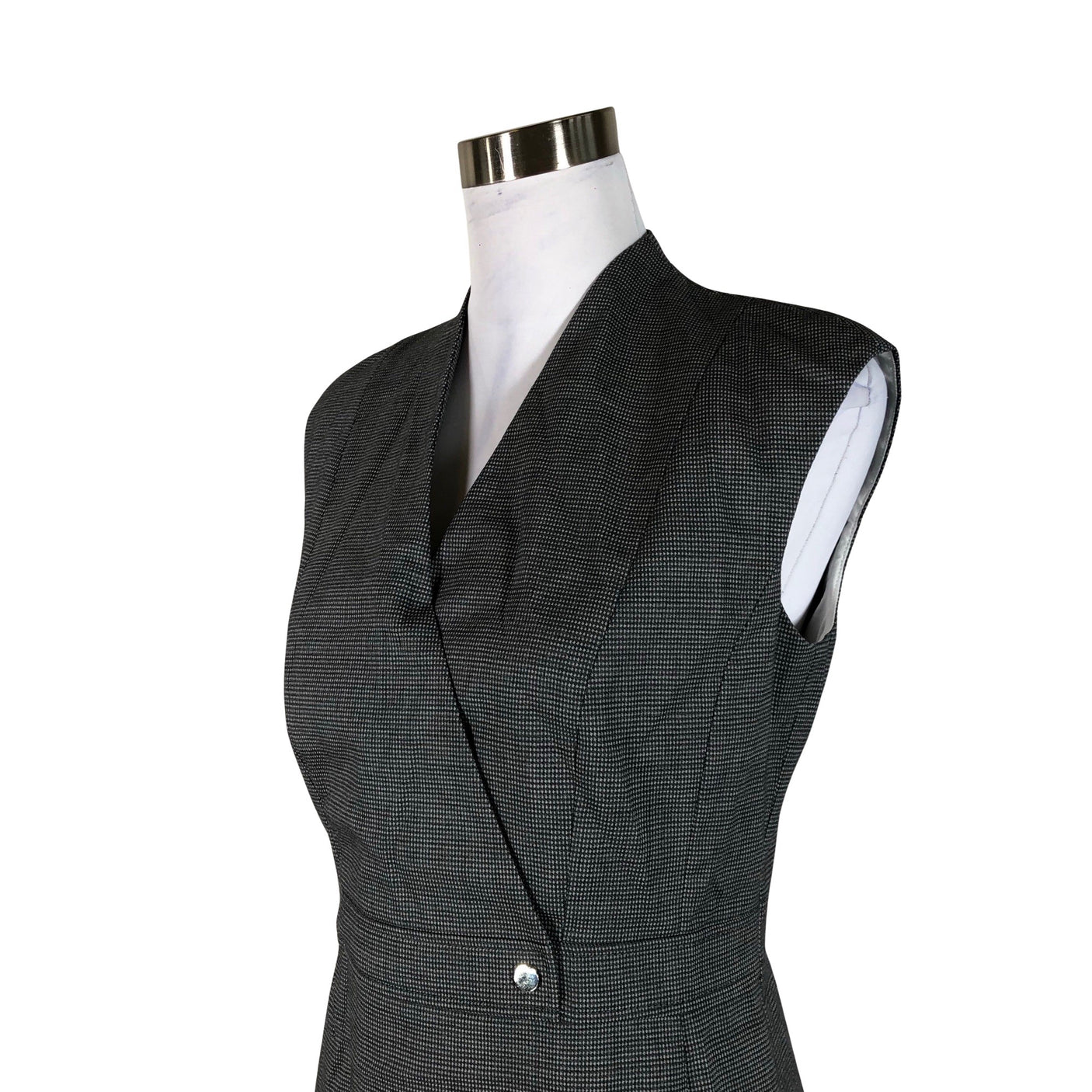 Unisex Hugo Boss - Pliiatskleit, suurus 38 - Hall (3)