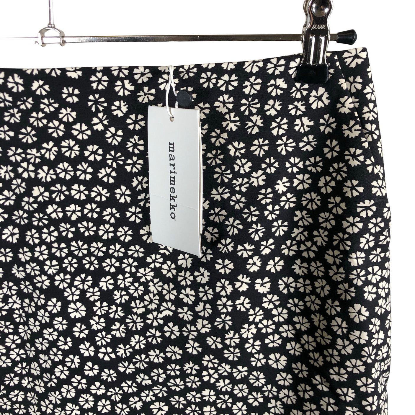Unisex Marimekko - Mitteveniv seelik, suurus 42 - Must (3)