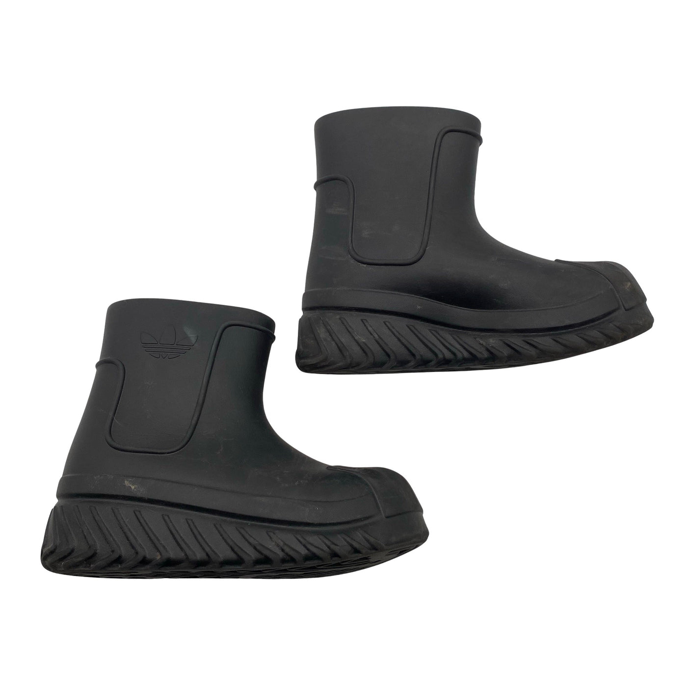 Unisex Adidas - Kummikud, suurus 36 - Must (1)