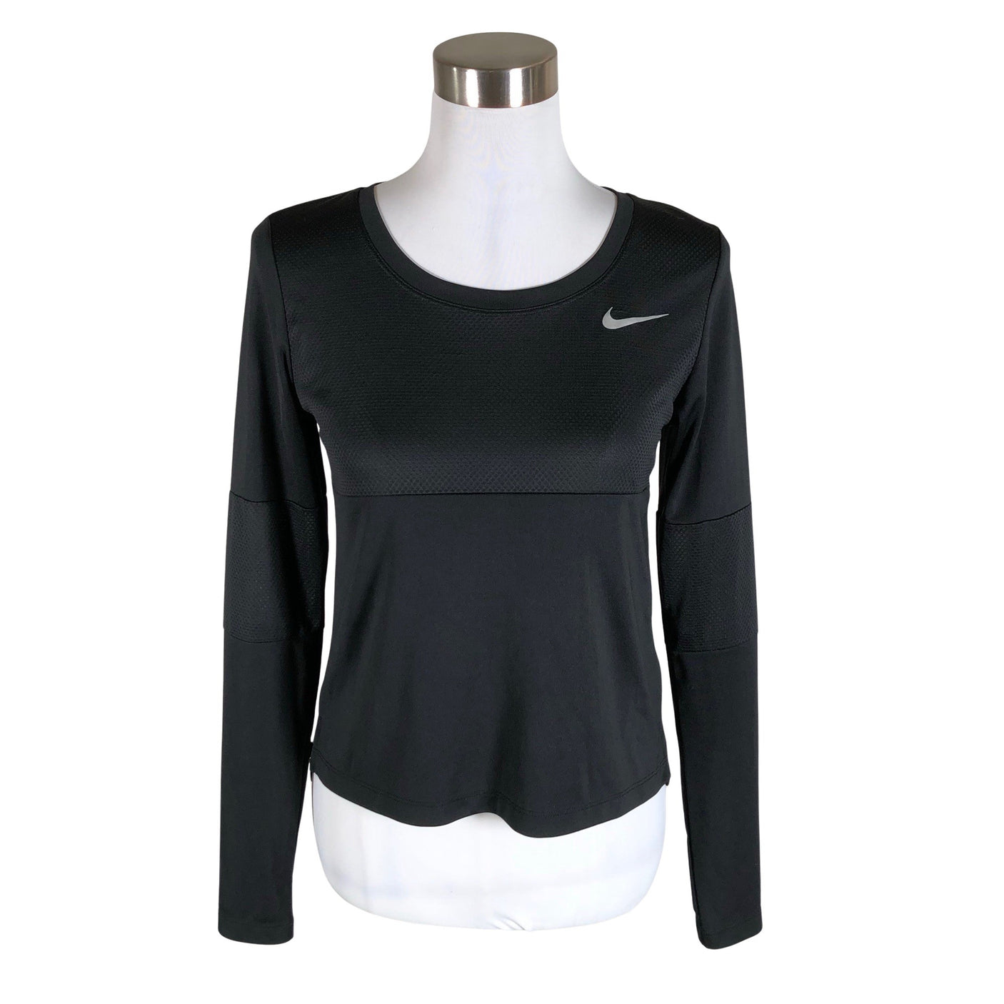 Unisex Nike - Urheilupaita,
pitkät hihat, koko 36 - (1)