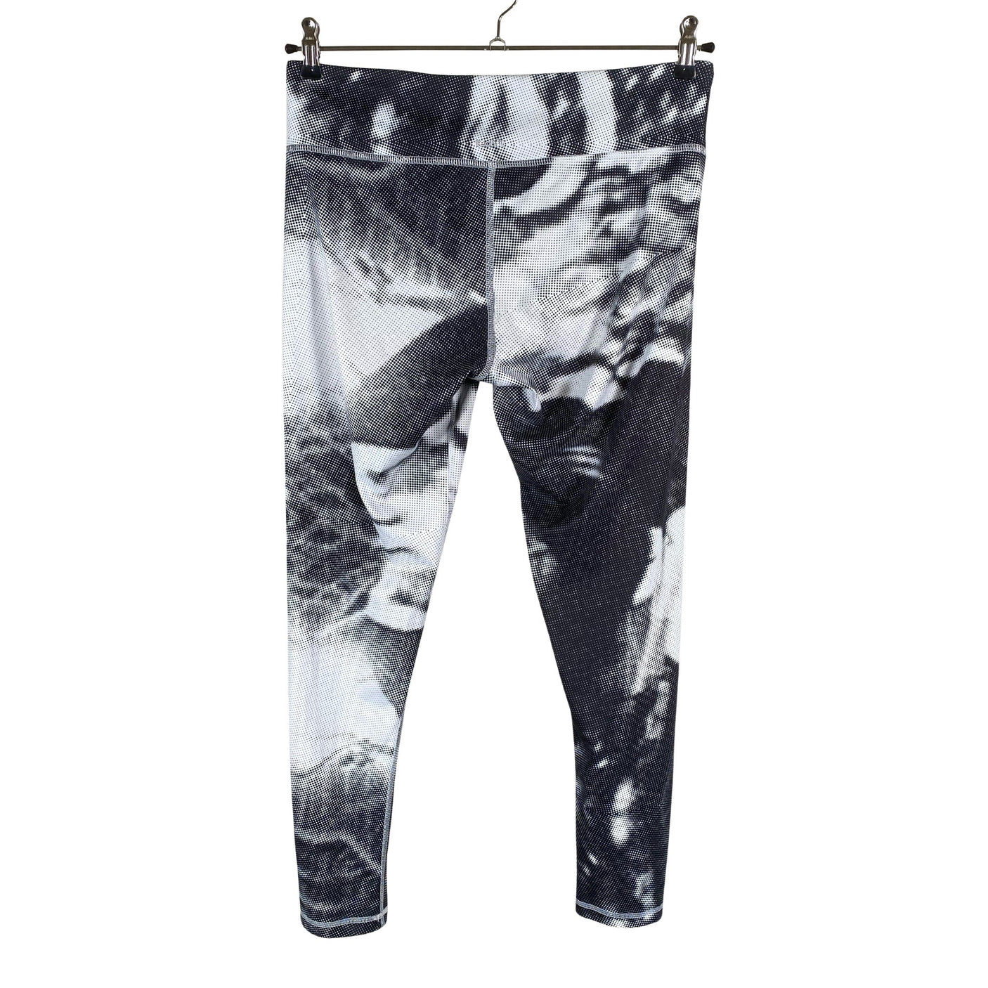 Unisex Adidas - Spordiretuusid, suurus 42 - Must (2)