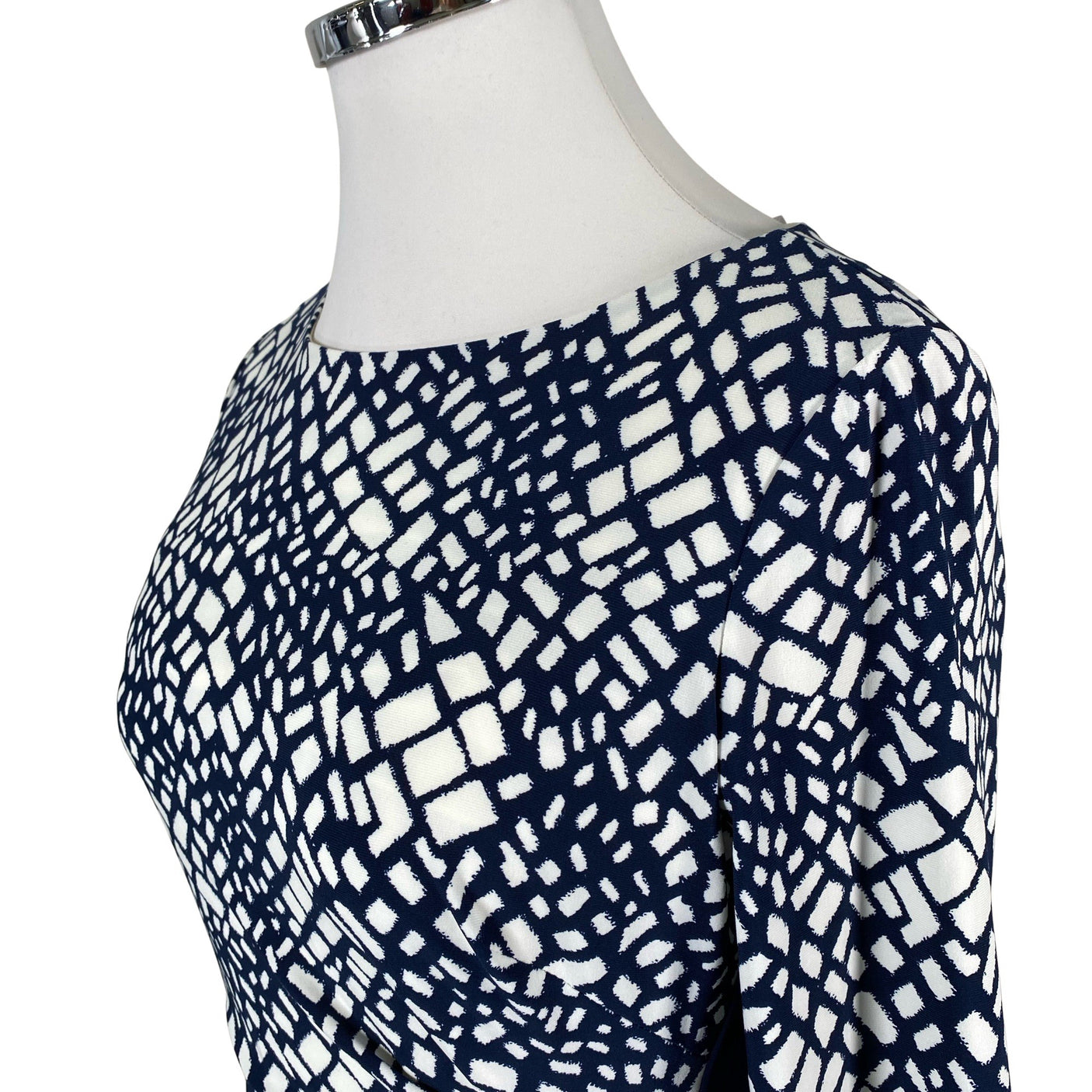 Unisex Andiata - Õhuke kleit, suurus 44 - Valge (3)