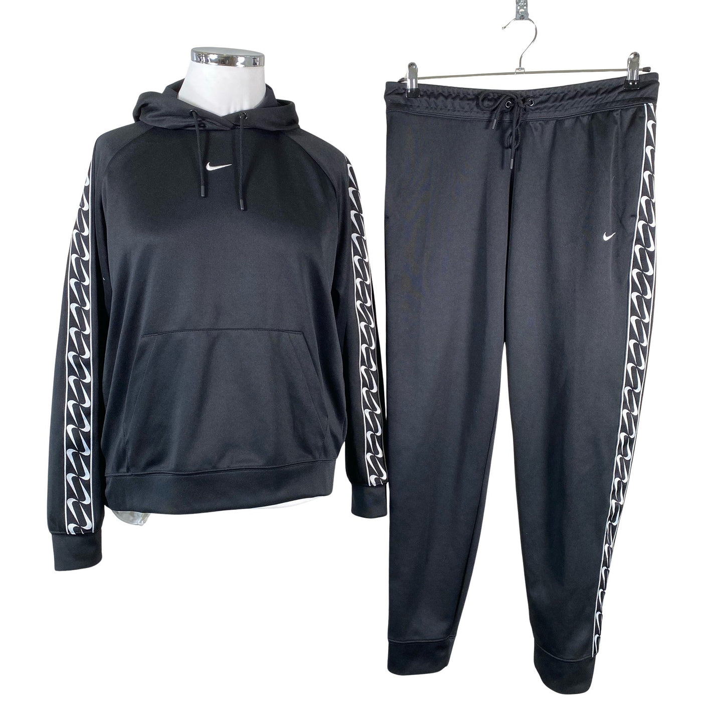 Unisex Nike - Soojendusjope, suurus 42 - Must (1)