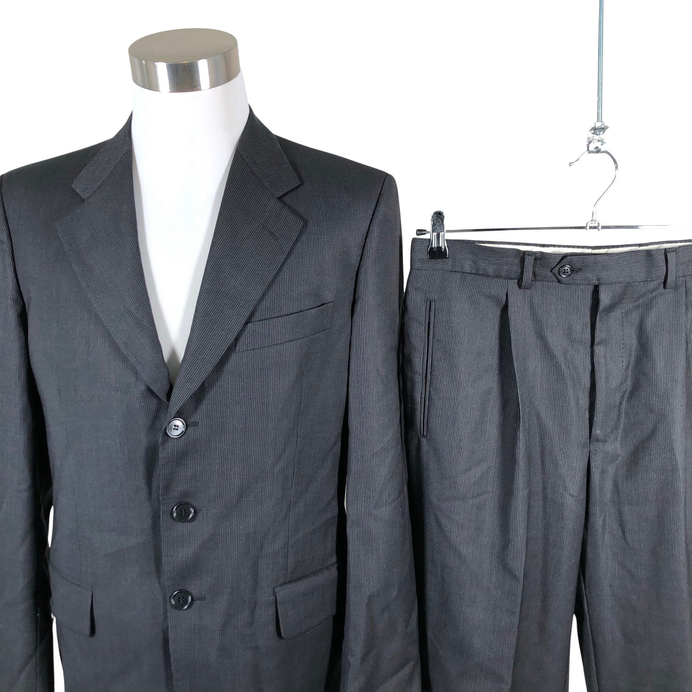 Unisex Conte di Roma - Ülikond, suurus M - Hall (3)