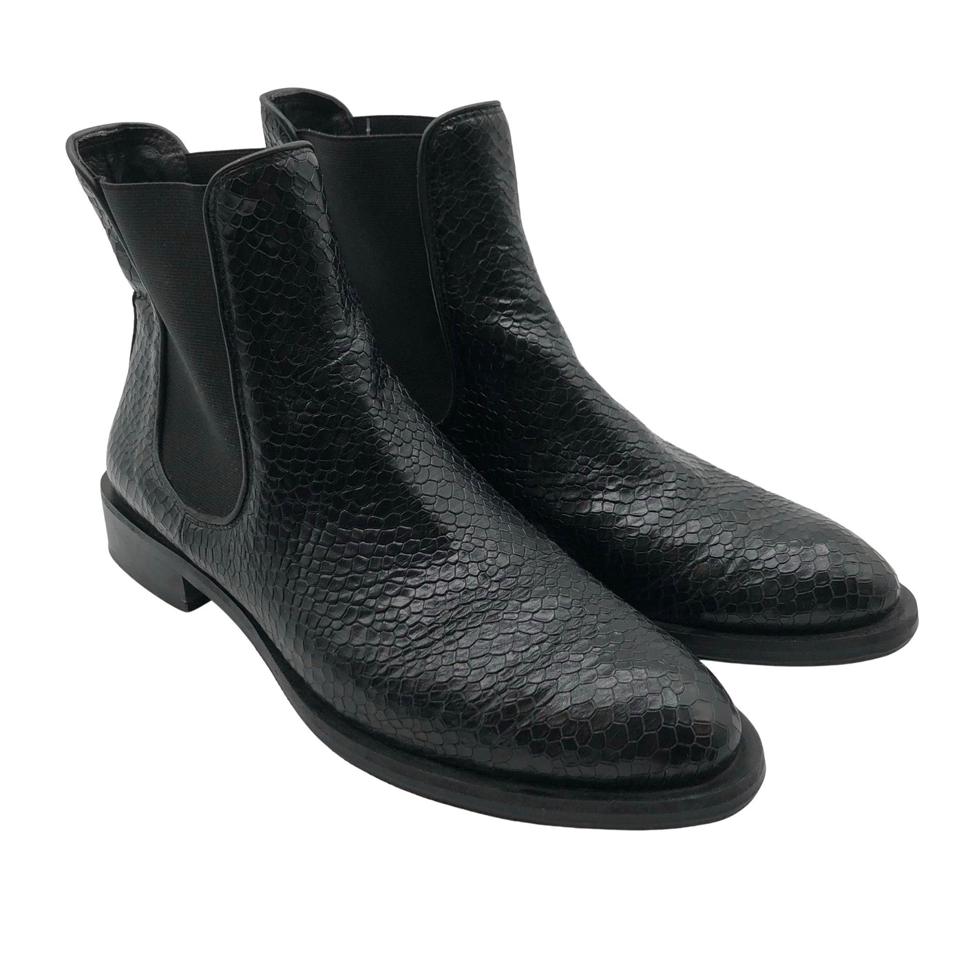 Unisex Shoes like candy - Poolsaapad, suurus 41 - Must (2)