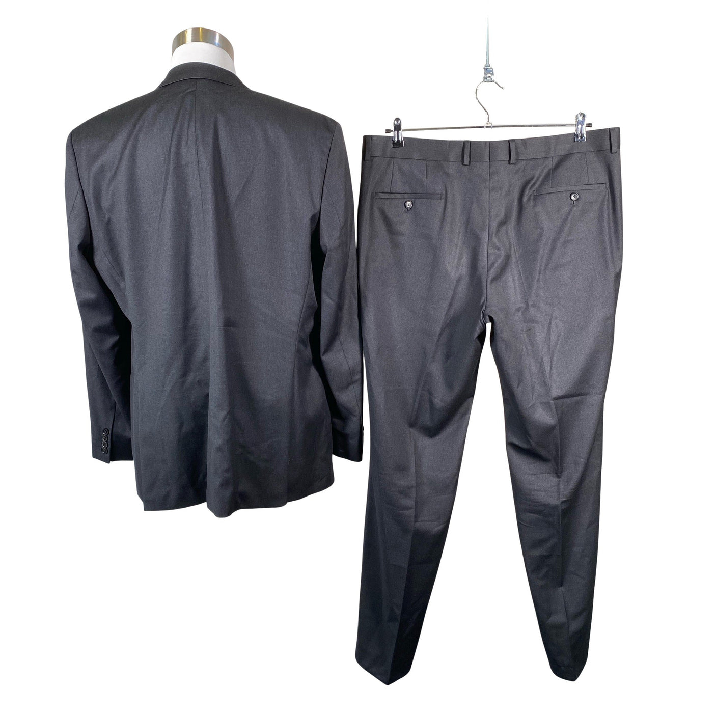 Unisex Hugo Boss - Ülikond, suurus XXXL - Must (2)