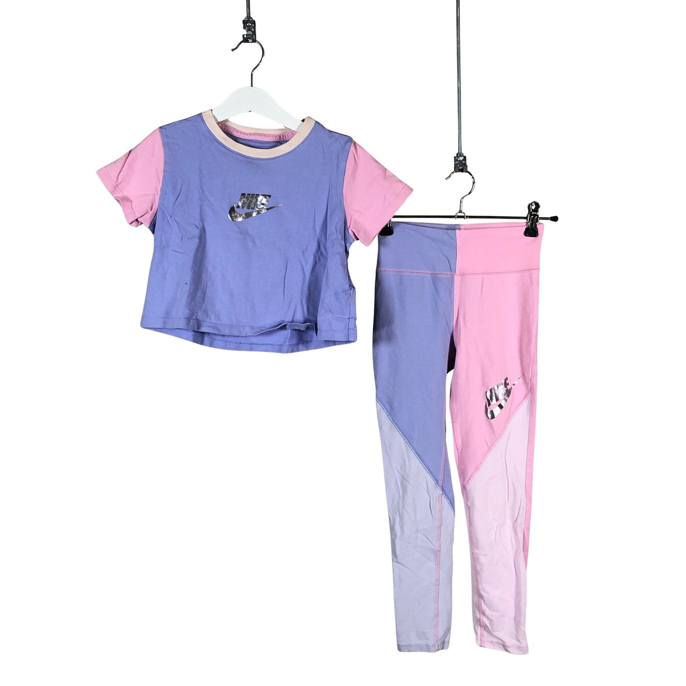Unisex Nike - Spordirõivad, suurus 128 - 134 - Lilla (1)