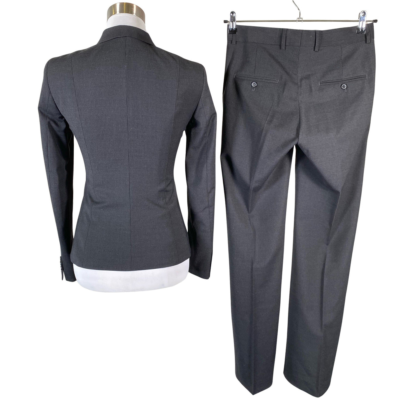 Unisex Tiger of Sweden - Kostüüm, suurus 32 - Hall (3)