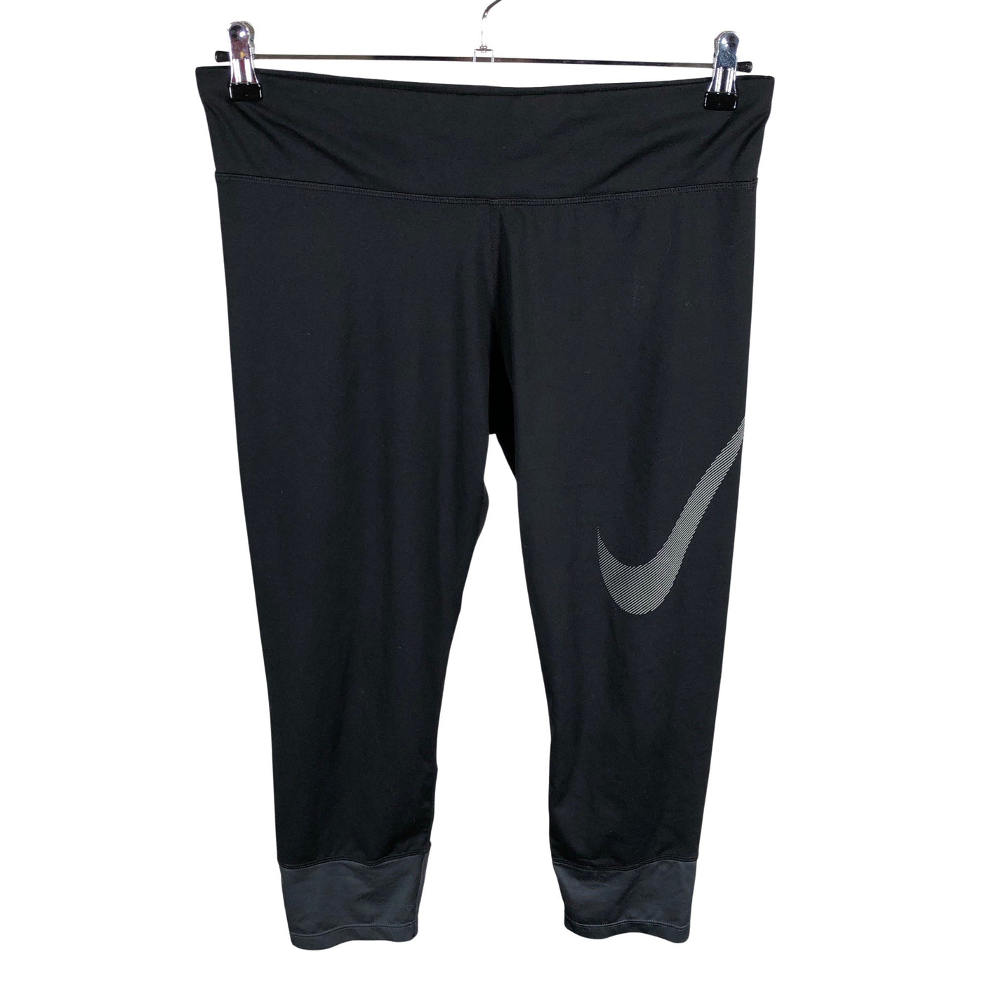 Unisex Nike - Poolpikad spordipüksid, suurus 44 - Must (1)