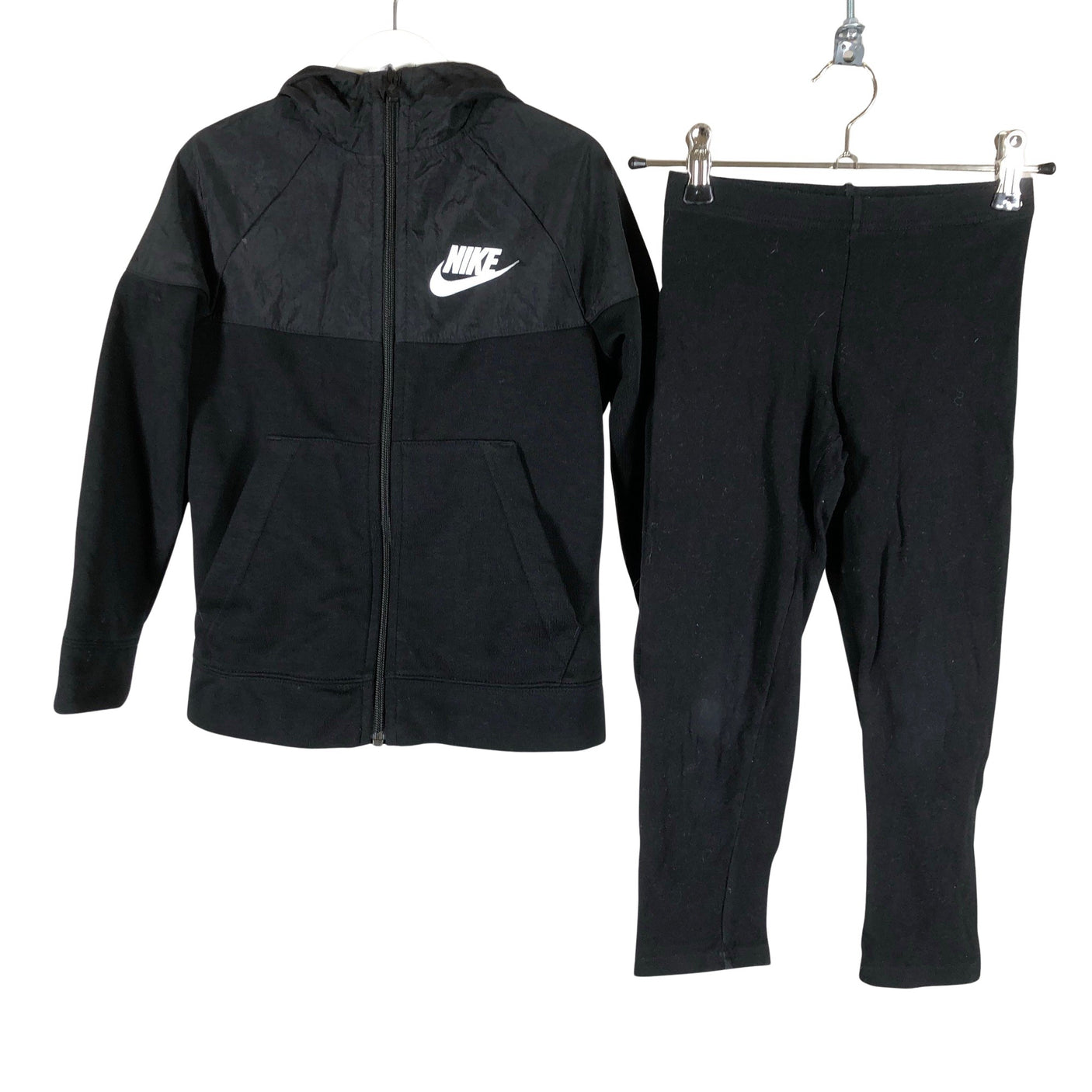 Unisex Nike - Dressipluus, suurus 122 - 128 - Must (1)