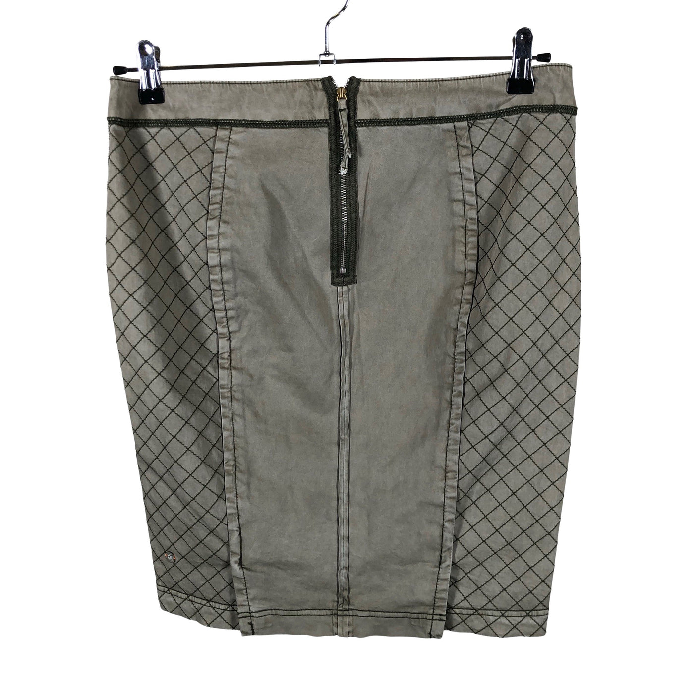 Unisex Hugo Boss - Mitteveniv seelik, suurus 40 - Hall (2)