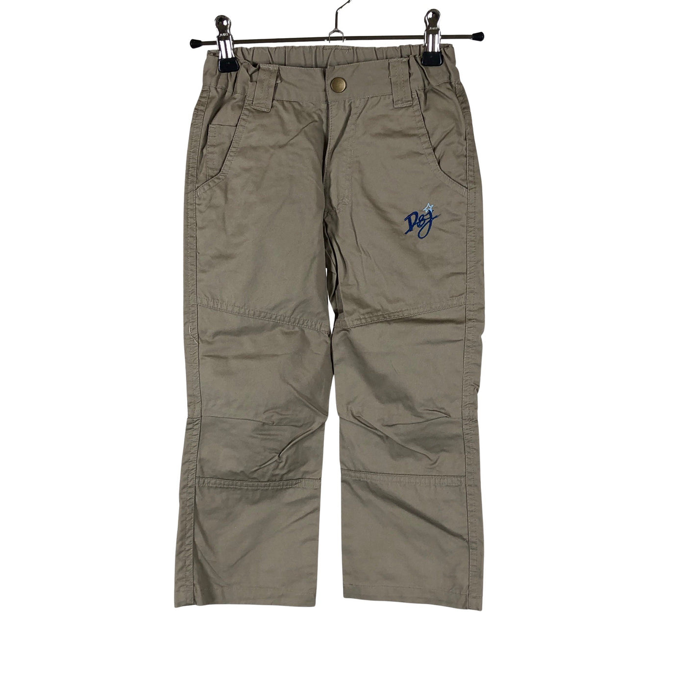 Unisex D&J Familjeklubben - Mittevenivad püksid, suurus 104 - 110 - Beige (1)