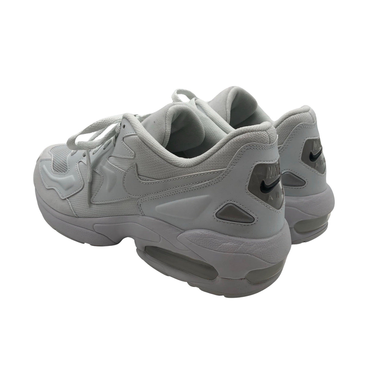 Unisex Nike - Tossud, suurus 45 - Valge (2)