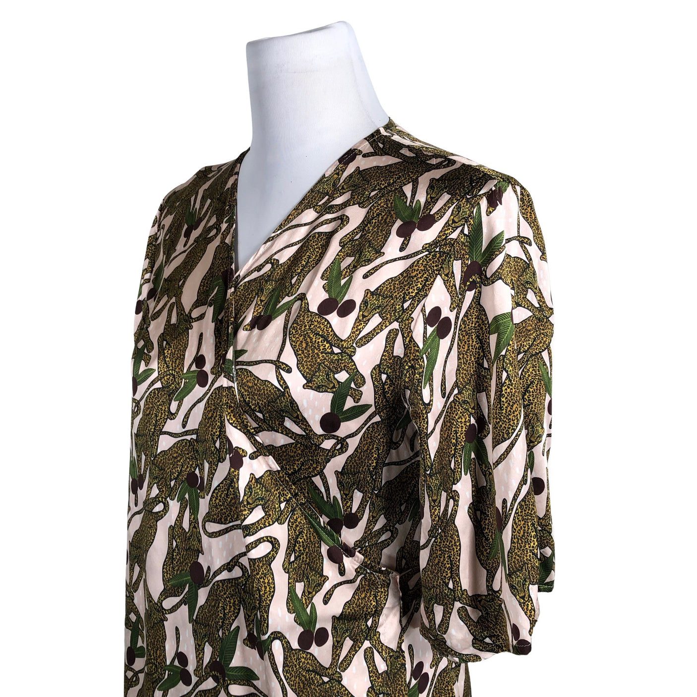 Unisex Uhana Design - Õhuke kleit, suurus 38 - Heleroosa (3)