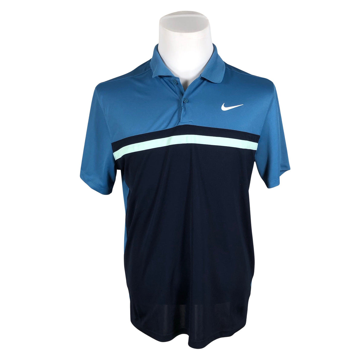 Unisex Nike - Spordisärk, lühikesed käised, suurus M - Helesinine (1)